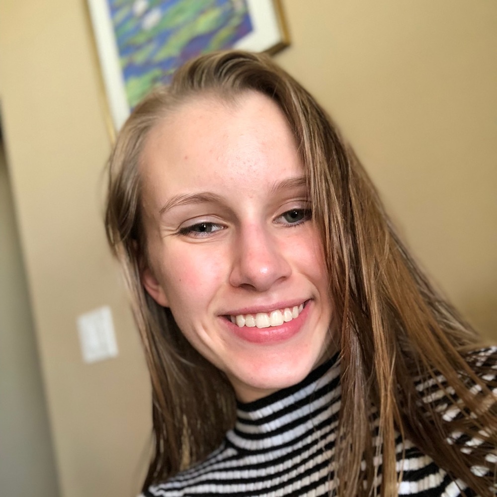 Meet your Posher, Nicole